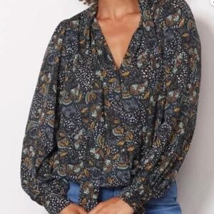 Evereve Charlie Tie-Neck Multicolored Paisley Print Boho Blouse